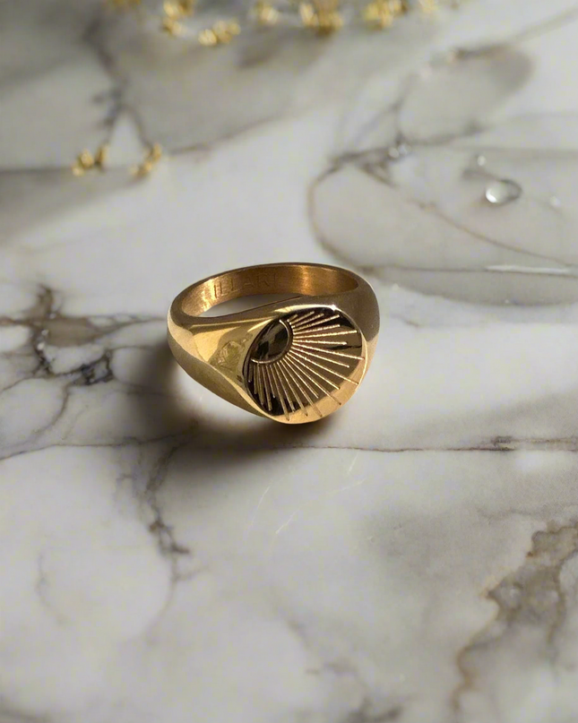 Rays of Love Signet Ring