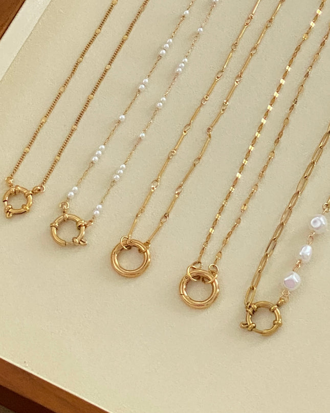 Emilia Pendant Necklace