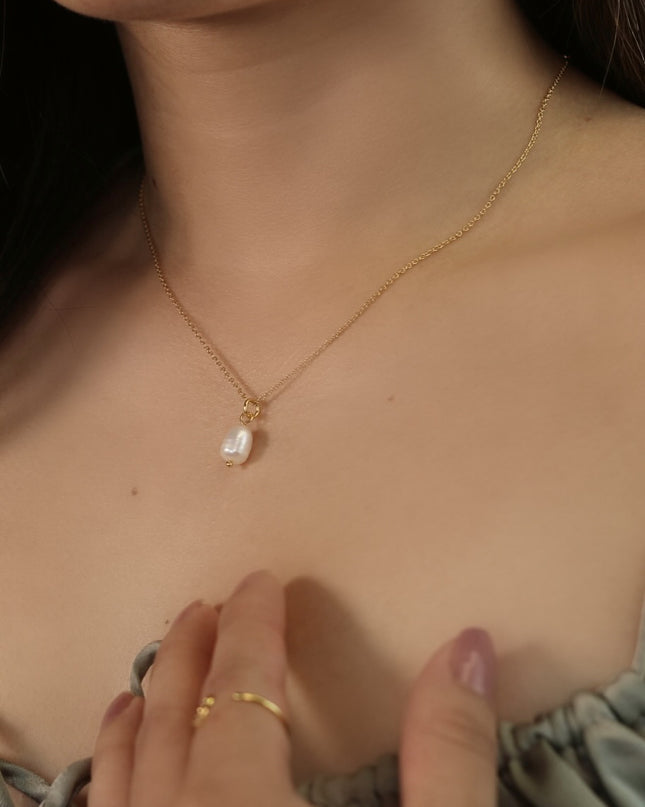 Pearl Drop Necklace