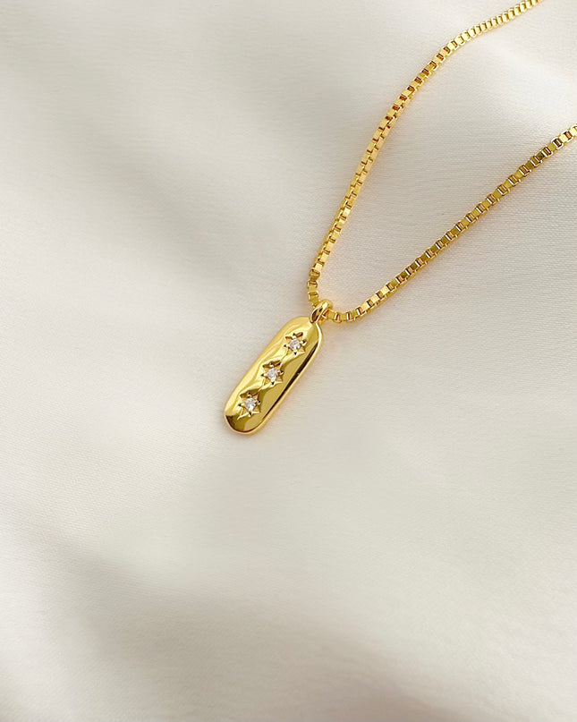 Collar Etiqueta Orión | Chapado en oro de 18 quilates.