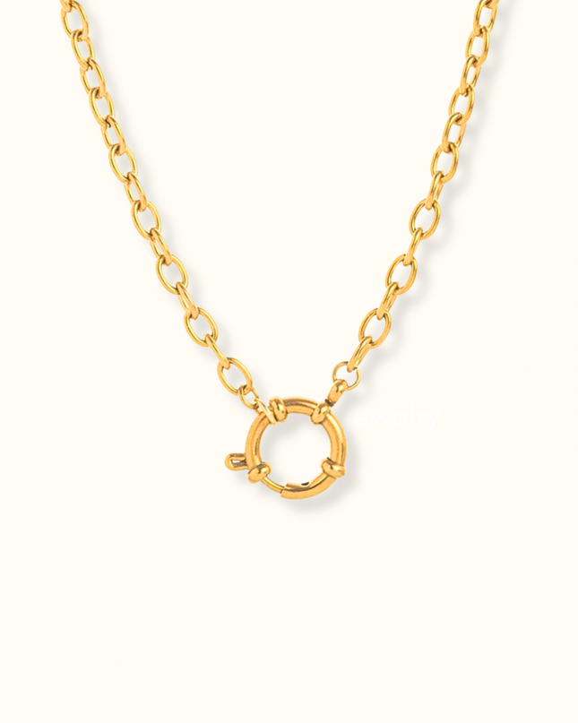 Romina Pendant Chain