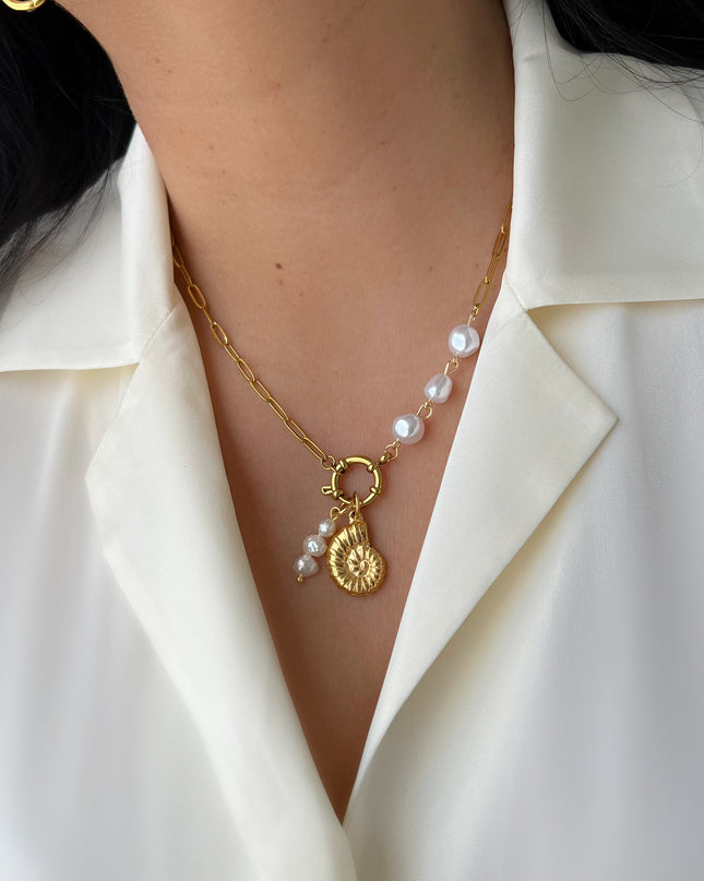 Margot Pendant Necklace