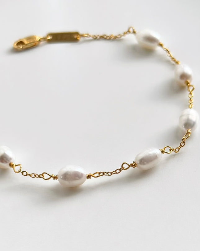Pearl Chain Bracelet