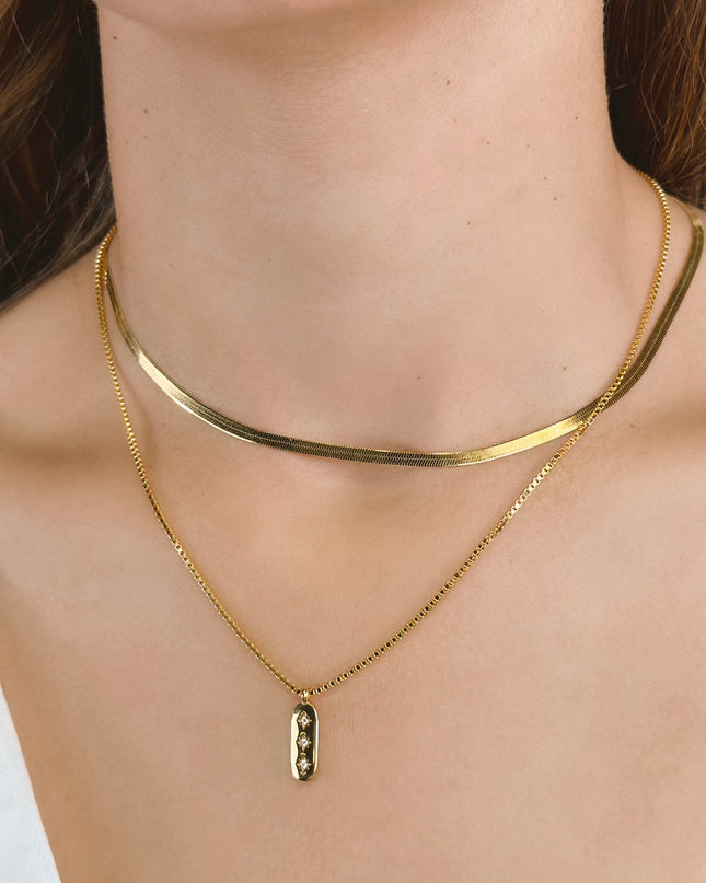 Collar Etiqueta Orión | Chapado en oro de 18 quilates.