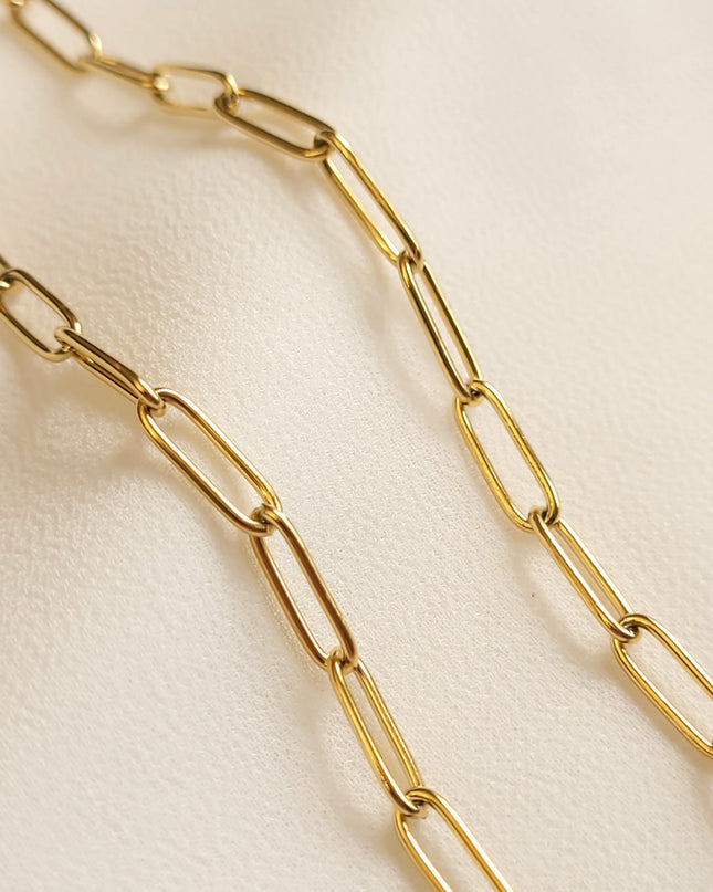 gold paperclip necklace side 